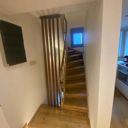 Triplex Neuvice Апартаменты Льеж