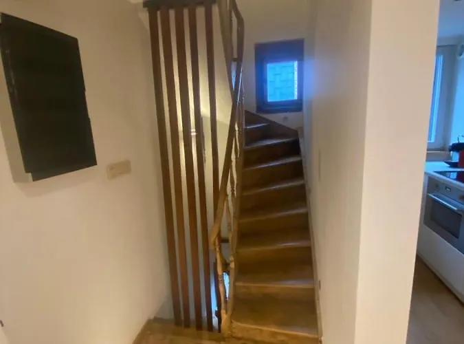 Triplex Neuvice Apartment Lüttich